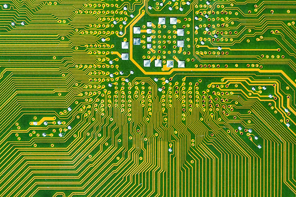 PCB مقابل PCBA