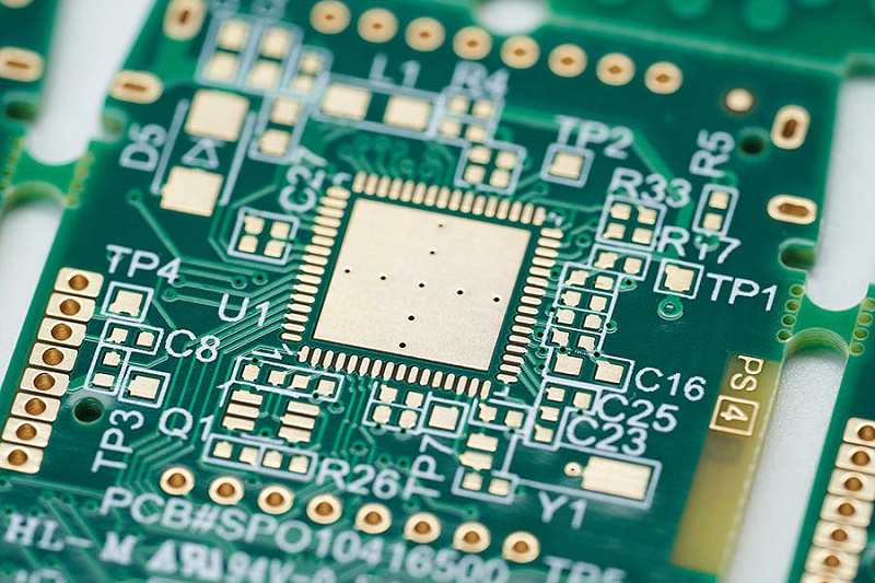 ما هي مميزات لوحات الدوائر متعددة الطبقات PCB؟